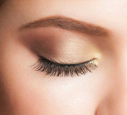 womans eye after a Chemical Brow Lift